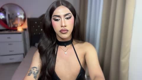 EMELY online show from 02-16-26, 03:19