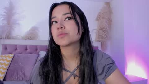 Emy online show from 02-12-25, 10:48