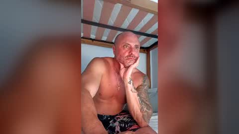 Snapshot of emersonfilho chatting on 07-04-26, 01:45 emersonfilho online show from 07-04-26, 01:45