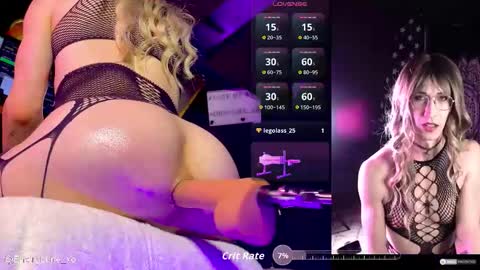 Snapshot of emerylune_xo chatting on 12-03-25, 05:37 Emery Lune online show from 12-03-25, 05:37