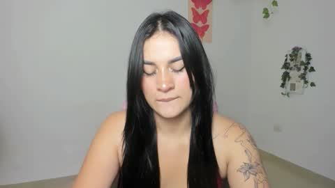 Snapshot of emi_blossom_ chatting on 03-18-26, 03:59 Emily online show from 03-18-26, 03:59