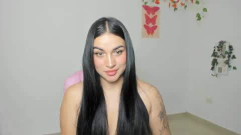 Snapshot of emi_blossom_ chatting on 04-08-26, 03:45 Emily online show from 04-08-26, 03:45