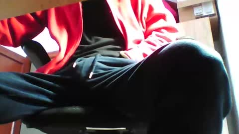 Snapshot of emiarg chatting on 10-20-25, 08:15 emiarg online show from 10-20-25, 08:15