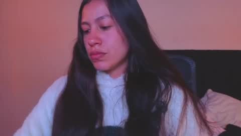 Snapshot of emigomez_ chatting on 07-13-26, 04:59 Emilia Gomez online show from 07-13-26, 04:59