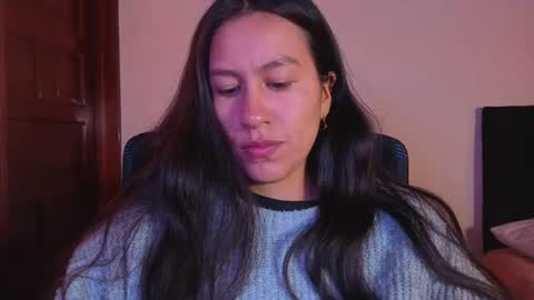Snapshot of emigomez_ chatting on 08-04-26, 03:21 Emilia Gomez online show from 08-04-26, 03:21
