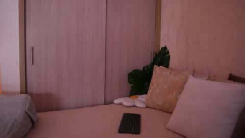    online show from 04-01-26, 10:40