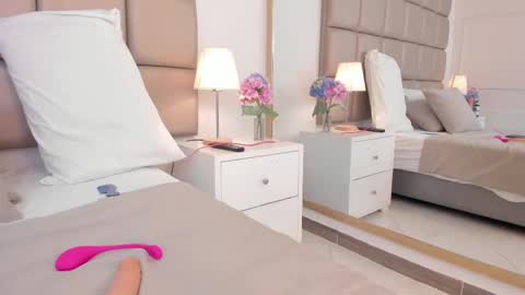 Snapshot of emiily_roberts1 chatting on 03-07-25, 06:24 EMILY ROBERTS online show from 03-07-25, 06:24