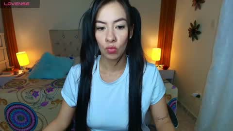 Snapshot of emiily_skinny chatting on 07-15-26, 10:59 emiily_skinny online show from 07-15-26, 10:59