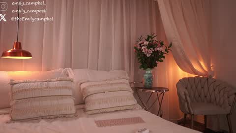 Emily Campbell online show from 11-10-25, 11:48