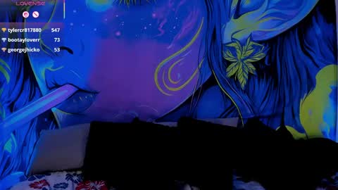 Snapshot of emiilycollins1 chatting on 05-12-26, 06:43 online show from 05-12-26, 06:43