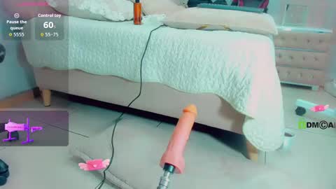 EmillySaenz online show from 10-23-25, 12:59