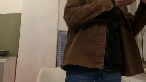 emile013 online show from 01-12-26, 08:03