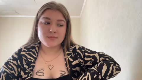 Milena online show from 07-28-26, 12:48