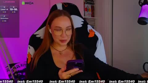 Snapshot of emili1_bc chatting on 01-15-25, 09:45 Emili online show from 01-15-25, 09:45