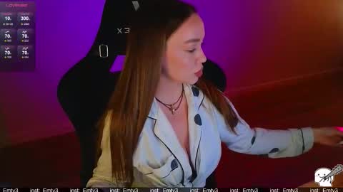 Emili online show from 03-18-26, 11:57