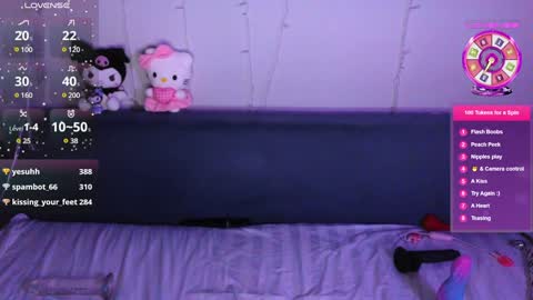 Snapshot of emili_blanc chatting on 12-28-24, 08:25 Emili online show from 12-28-24, 08:25