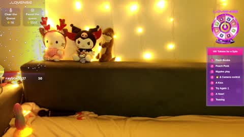 Snapshot of emili_blanc chatting on 01-07-25, 02:41 Emili online show from 01-07-25, 02:41