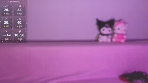 Snapshot of emili_blanc chatting on 01-17-25, 11:49 Emili online show from 01-17-25, 11:49