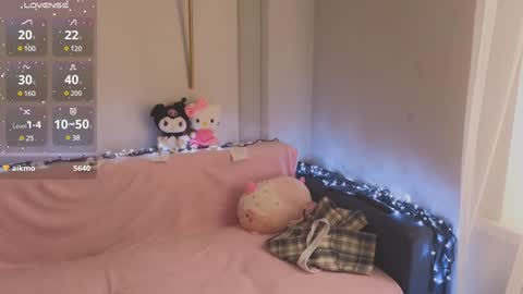 Snapshot of emili_blanc chatting on 02-01-25, 06:00 Emili online show from 02-01-25, 06:00