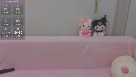 Snapshot of emili_blanc chatting on 02-04-25, 02:28 Emili online show from 02-04-25, 02:28