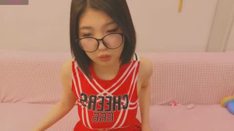 Snapshot of emili_blanc chatting on 02-09-25, 02:38 Emili online show from 02-09-25, 02:38