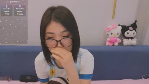 Snapshot of emili_blanc chatting on 02-12-25, 02:56 Emili online show from 02-12-25, 02:56