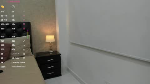 Snapshot of emili_lenus chatting on 05-20-26, 11:27 Emili Lenus online show from 05-20-26, 11:27