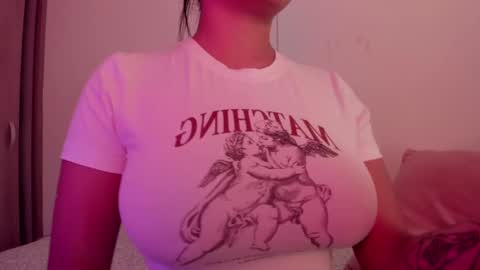 Emilia Big Boobs online show from 01-11-25, 02:58
