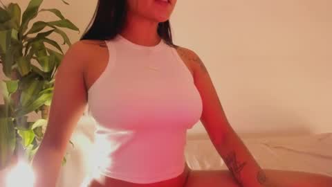 Emilia Big Boobs online show from 02-21-25, 12:50