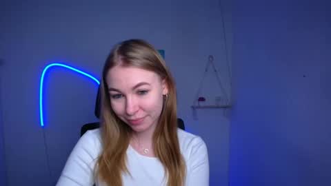 Emilia online show from 02-02-26, 06:45