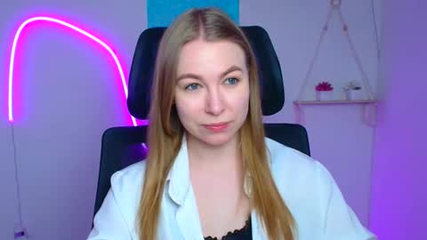 Emilia online show from 03-03-26, 06:08