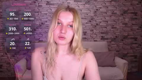 Amili online show from 03-11-26, 12:22