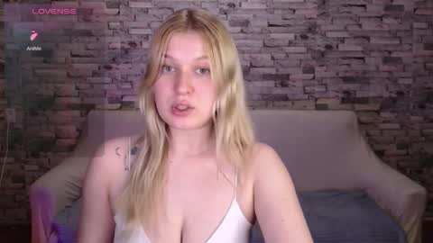 Amili online show from 04-03-26, 04:27