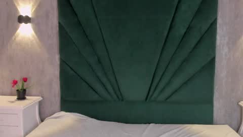 Snapshot of emiliclarke_ chatting on 03-26-26, 11:38 Emilie online show from 03-26-26, 11:38