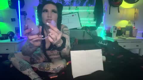 emilietreez online show from 07-15-26, 03:56