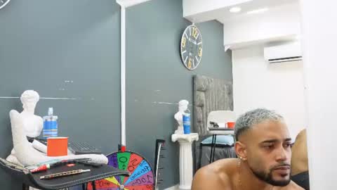 Snapshot of emilio_brandon chatting on 06-19-26, 11:03 Emilio online show from 06-19-26, 11:03