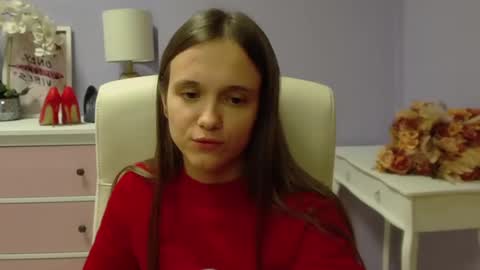 Snapshot of emilly_lust99 chatting on 12-07-24, 11:40 Emilly online show from 12-07-24, 11:40