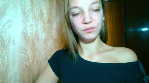 Emilly online show from 11-25-25, 06:57