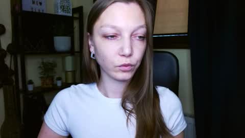 Emilly online show from 02-24-26, 12:36