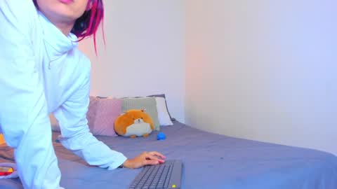 emilly online show from 02-05-25, 06:46