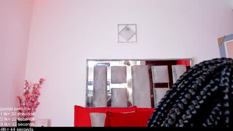 Snapshot of emillyroaa chatting on 06-15-26, 08:44 Emilly Roa online show from 06-15-26, 08:44