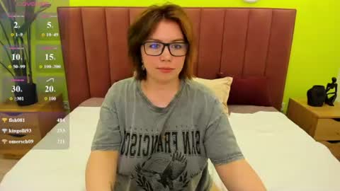 Snapshot of emily_amorre chatting on 06-27-26, 12:22 Emily 3 online show from 06-27-26, 12:22