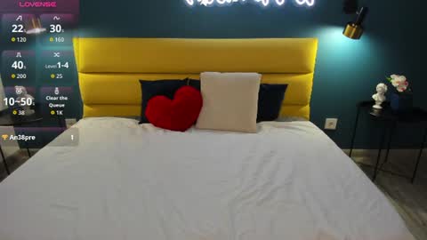 Snapshot of emily_amorre chatting on 07-10-26, 01:43 Emily 3 online show from 07-10-26, 01:43