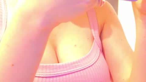 Snapshot of emily_amura chatting on 06-29-26, 04:51 CALL ME EMILY online show from 06-29-26, 04:51