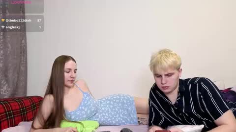 emily_and_ilumi online show from 01-18-26, 07:39