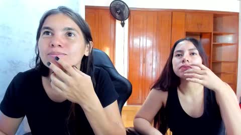 Emily and Soffy online show from 03-05-26, 12:01