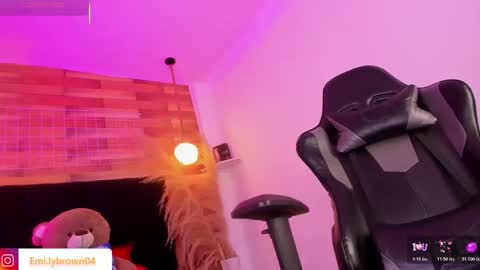 Snapshot of emily_brown04 chatting on 02-17-26, 11:29 emily_brown04 online show from 02-17-26, 11:29