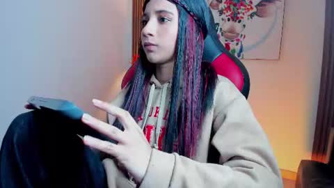 Snapshot of emily_bruss chatting on 07-21-26, 07:27 emily_bruss online show from 07-21-26, 07:27