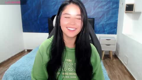 Snapshot of emily_carter19 chatting on 02-27-25, 07:23 Emily Carter online show from 02-27-25, 07:23