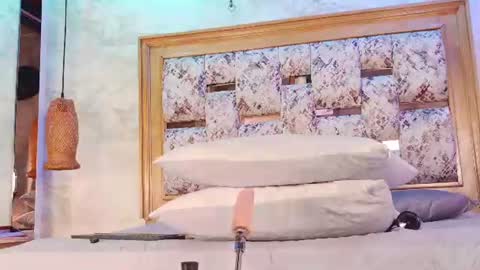 emily_dempsey online show from 07-09-26, 07:18